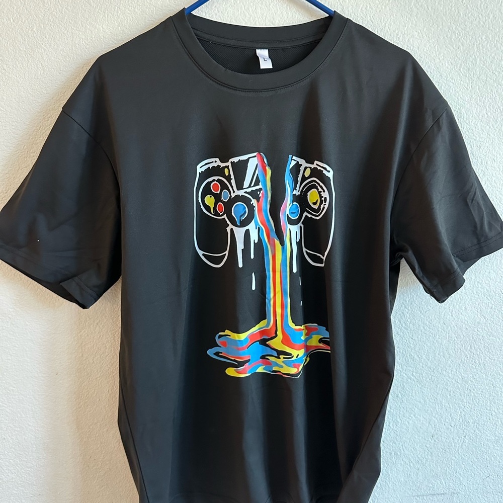 Men’s Black T shirt with Logo Desgin